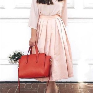 Banana Republic high waisted, pleated skirt